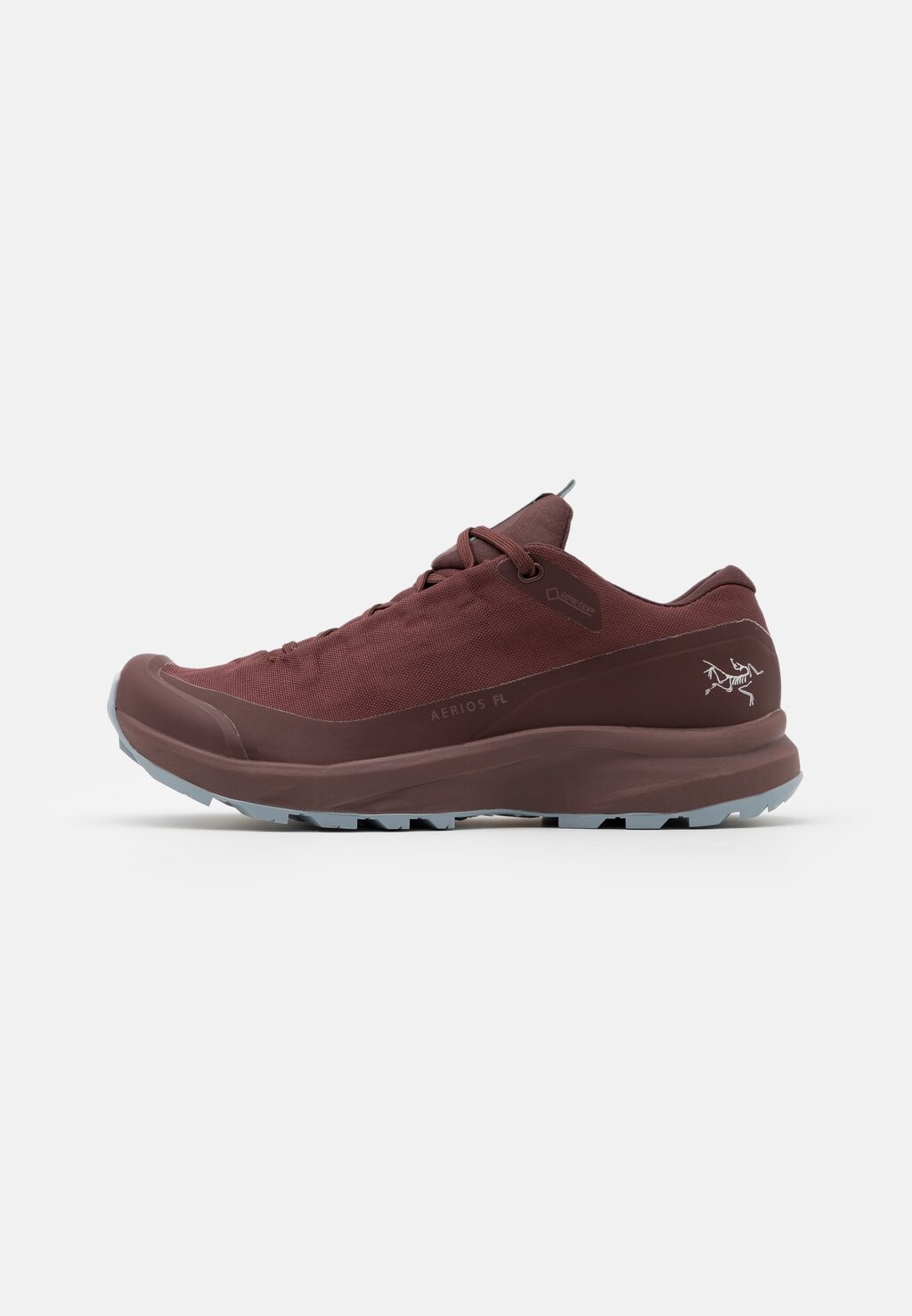 

Обувь Arcteryx для походов, saskajam / aeroscene