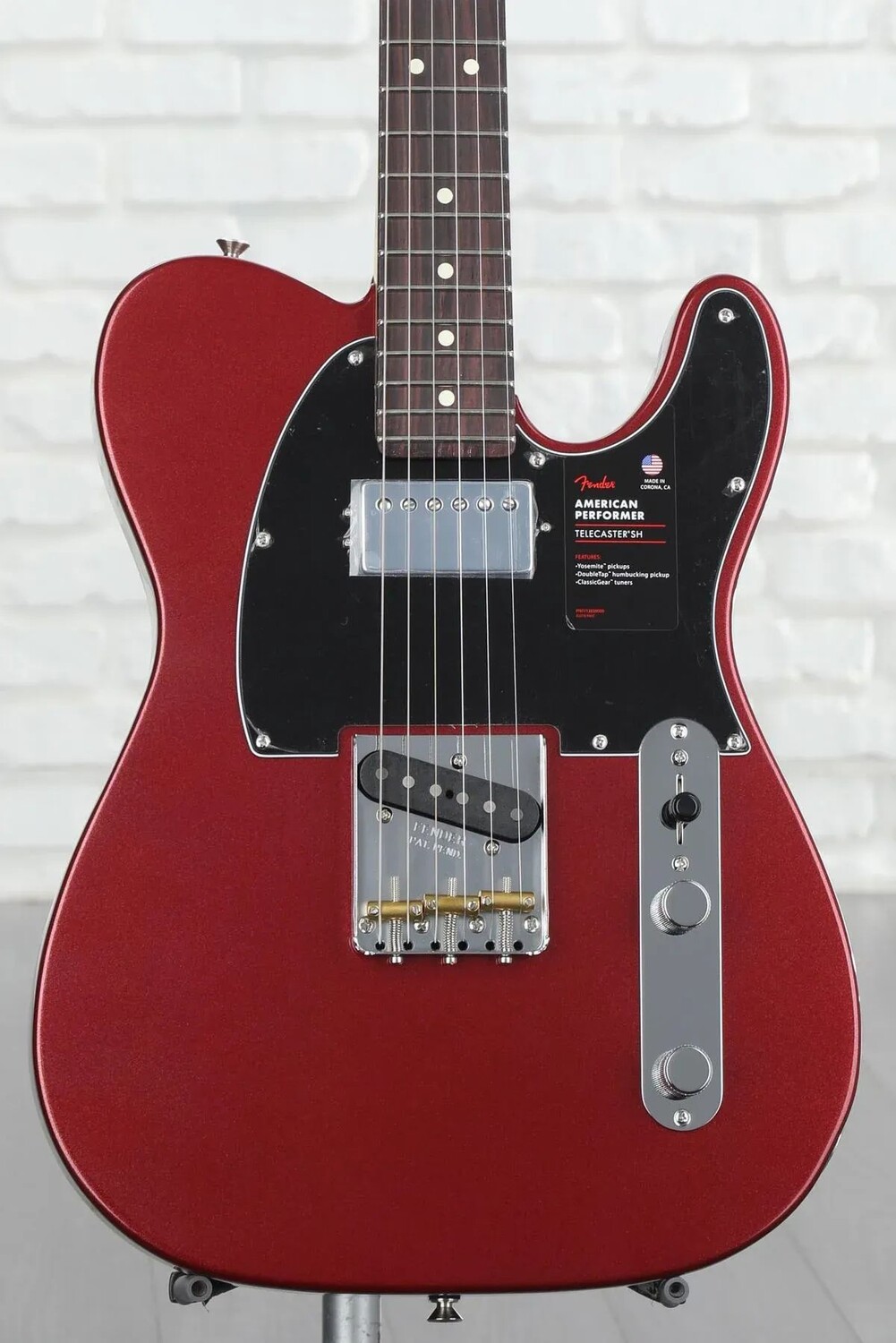 

Fender American Performer Telecaster Hum — баклажан с накладкой из палисандра