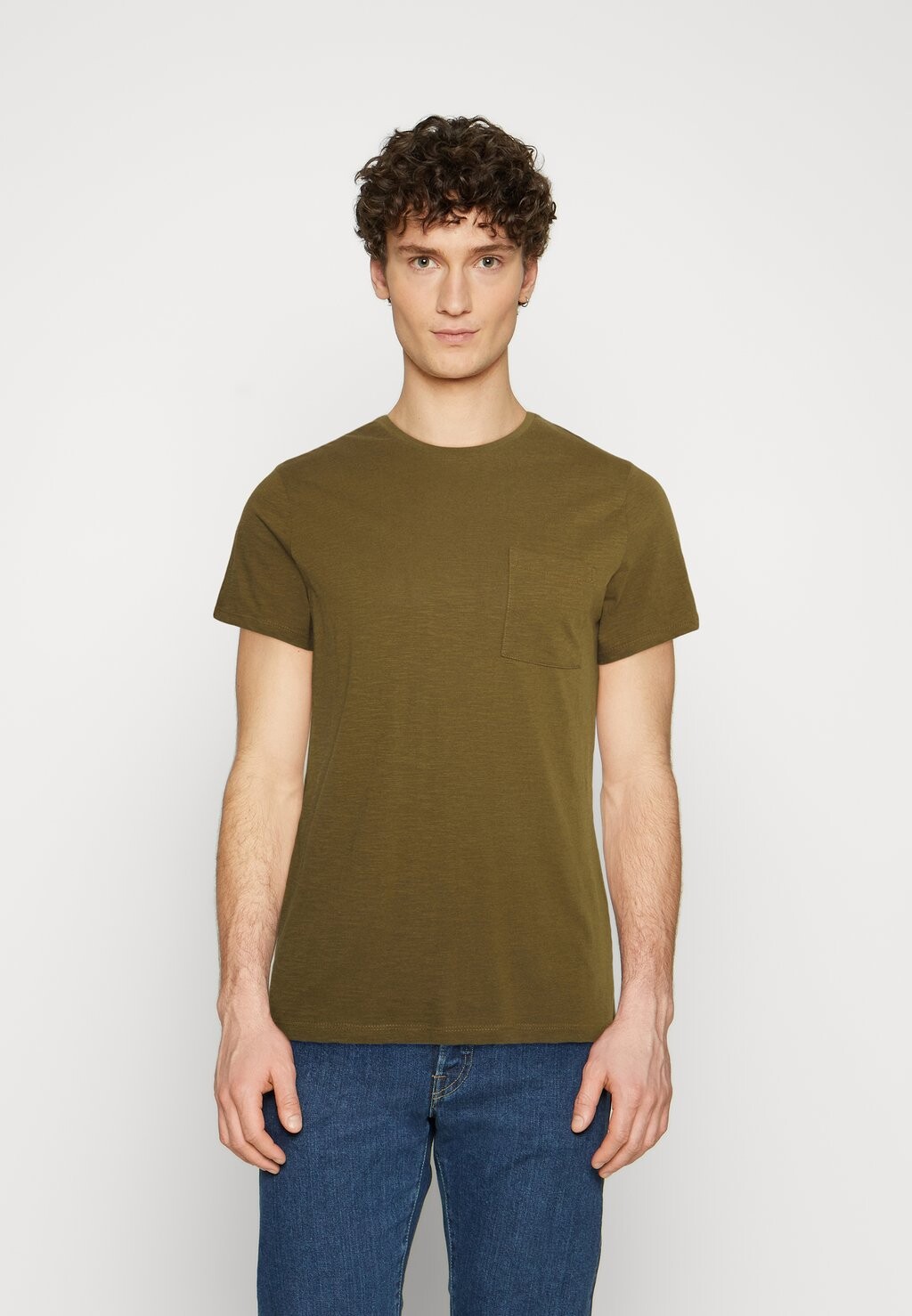

Базовая футболка THOR YARN TEE Casual Friday, оливковый