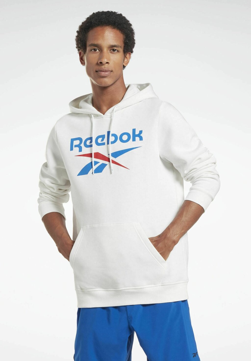 

Худи Reebok