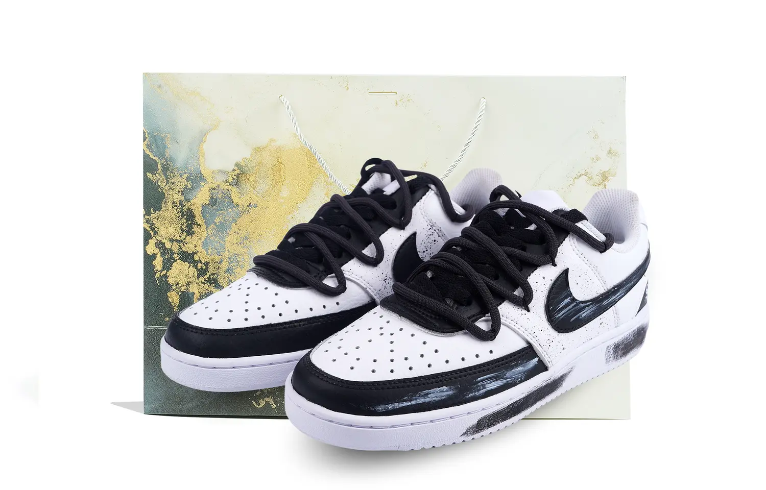 

Кроссовки Nike Court Vision Skateboarding Shoes Women's Low-top Black/white, черный/белый