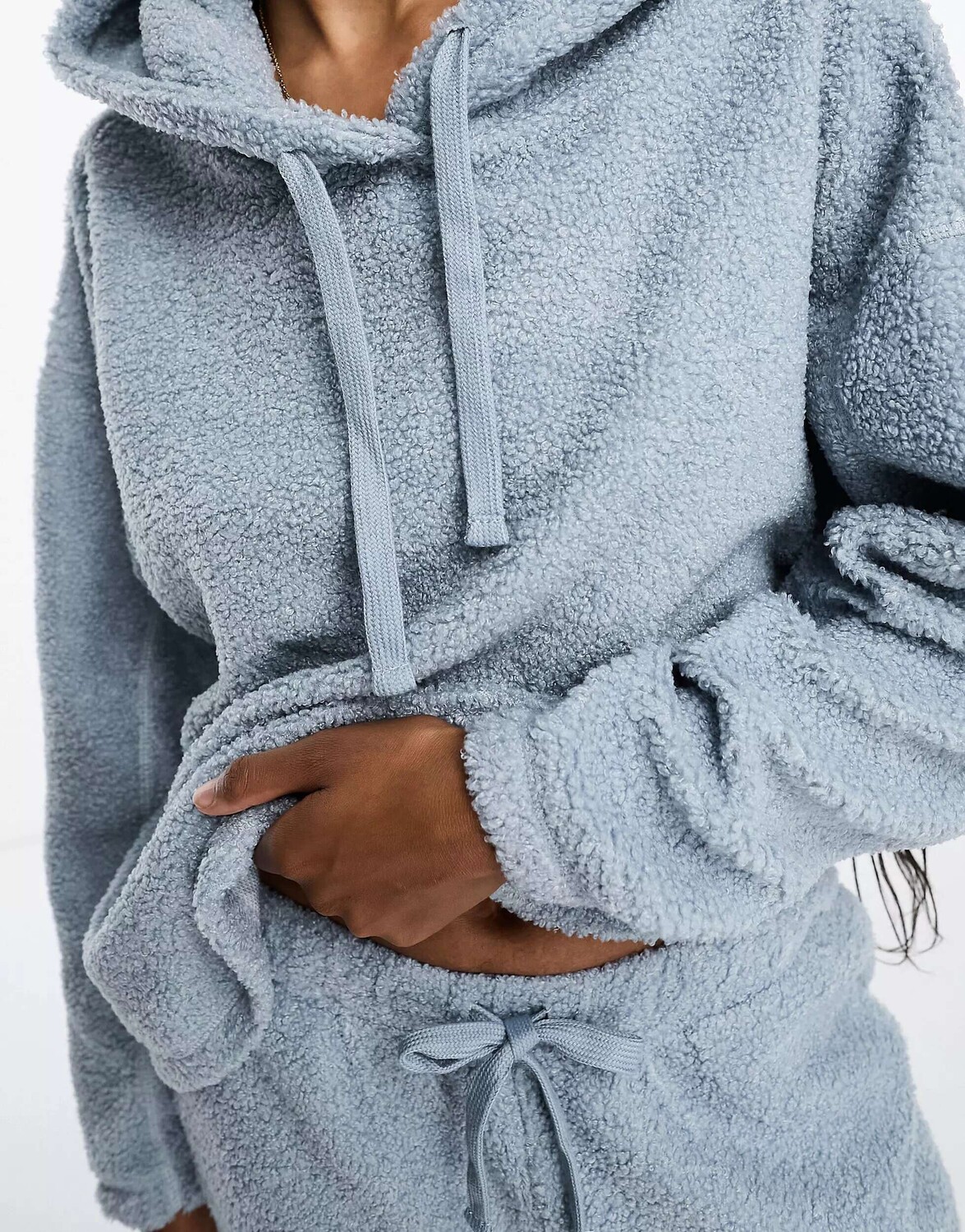 

Синий комплект из худи и джоггеров ASOS DESIGN Tall Lounge Borg