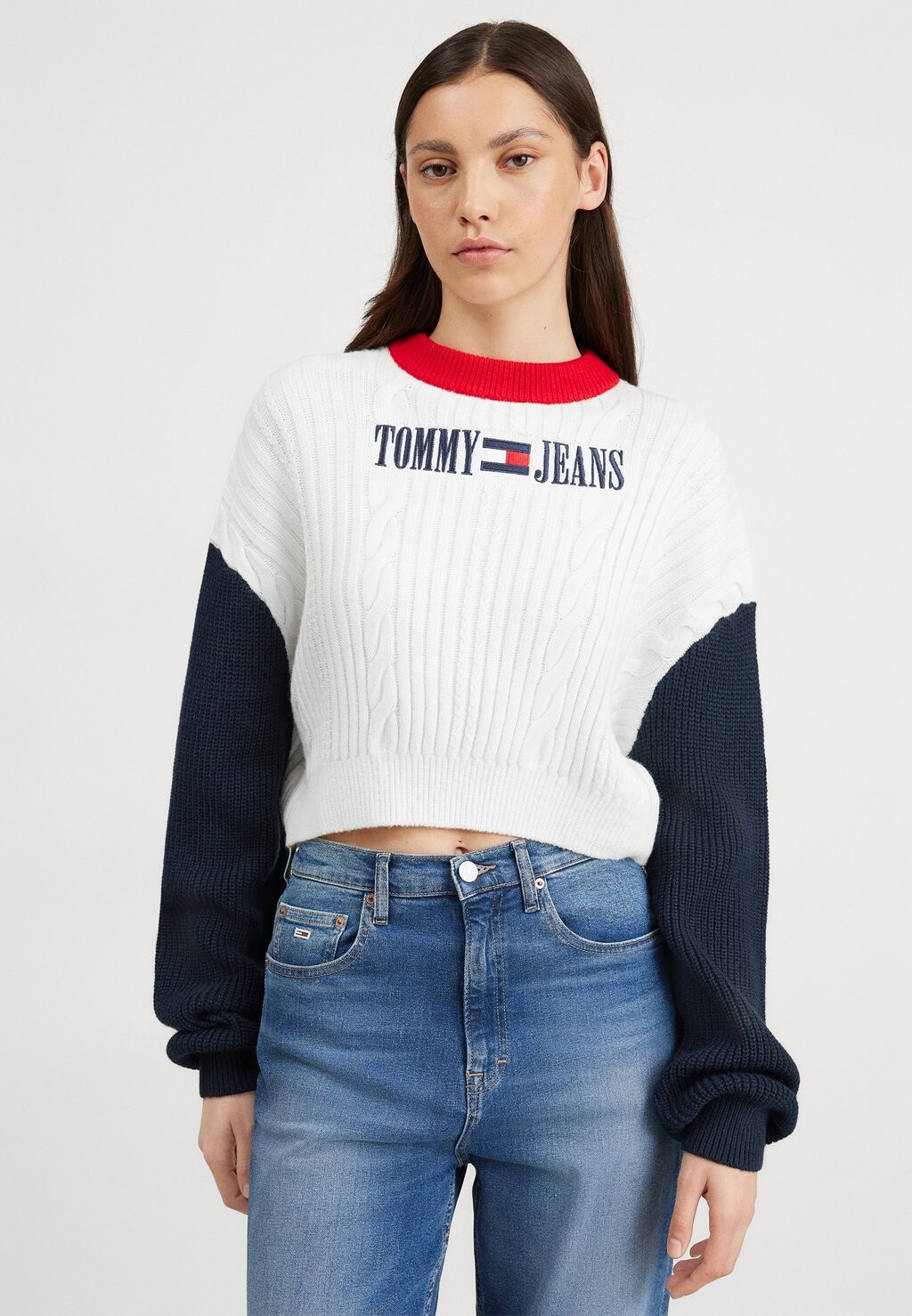 

Свитер АРХИВ Tommy Jeans, старинный белый