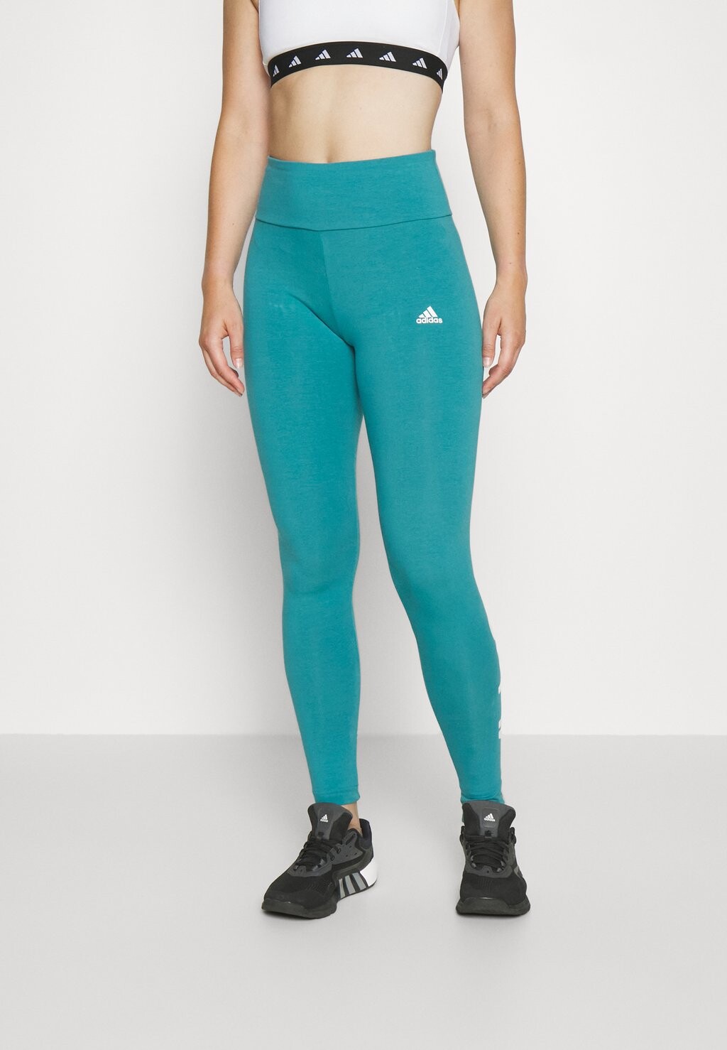 

Леггинсы Adidas, белый