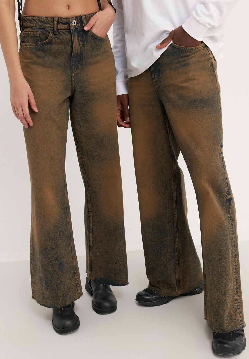 

Джинсы свободного кроя UNISEX YOURTURN, цвет black denim