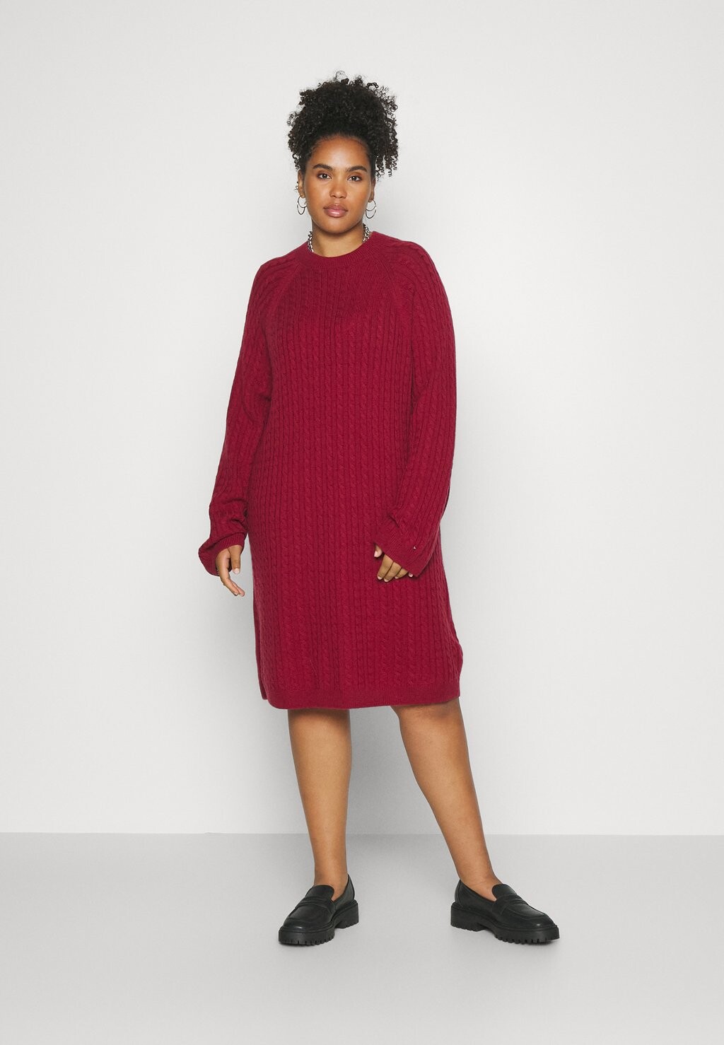 

Трикотажное платье Soft Cable Dress Tommy Hilfiger, красный