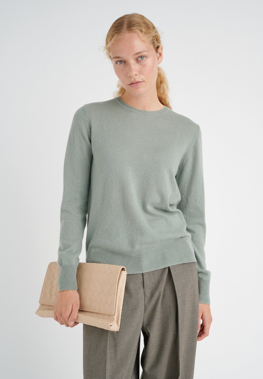 

Свитшот InWear LUKKAIW CREW NECK, зеленый ветивер