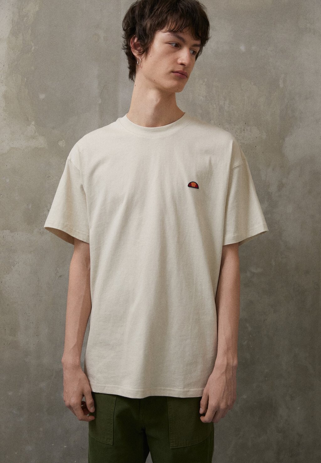 

Футболка с принтом Ellesse, бежевый