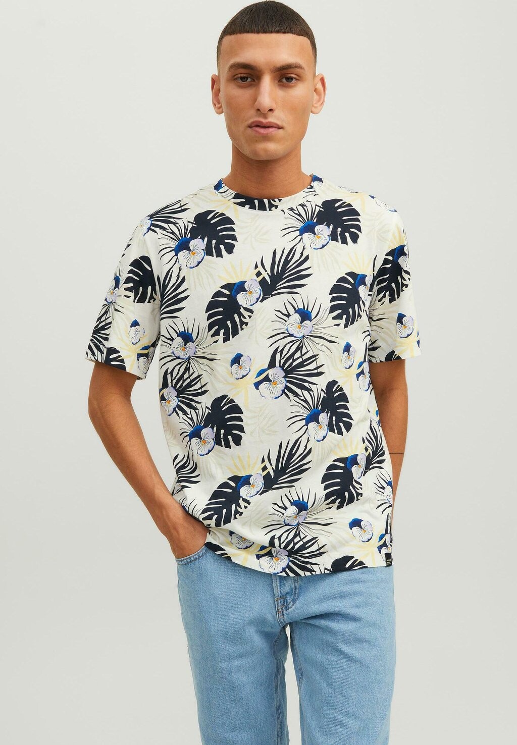 

Футболка с принтом Jack & Jones, белый