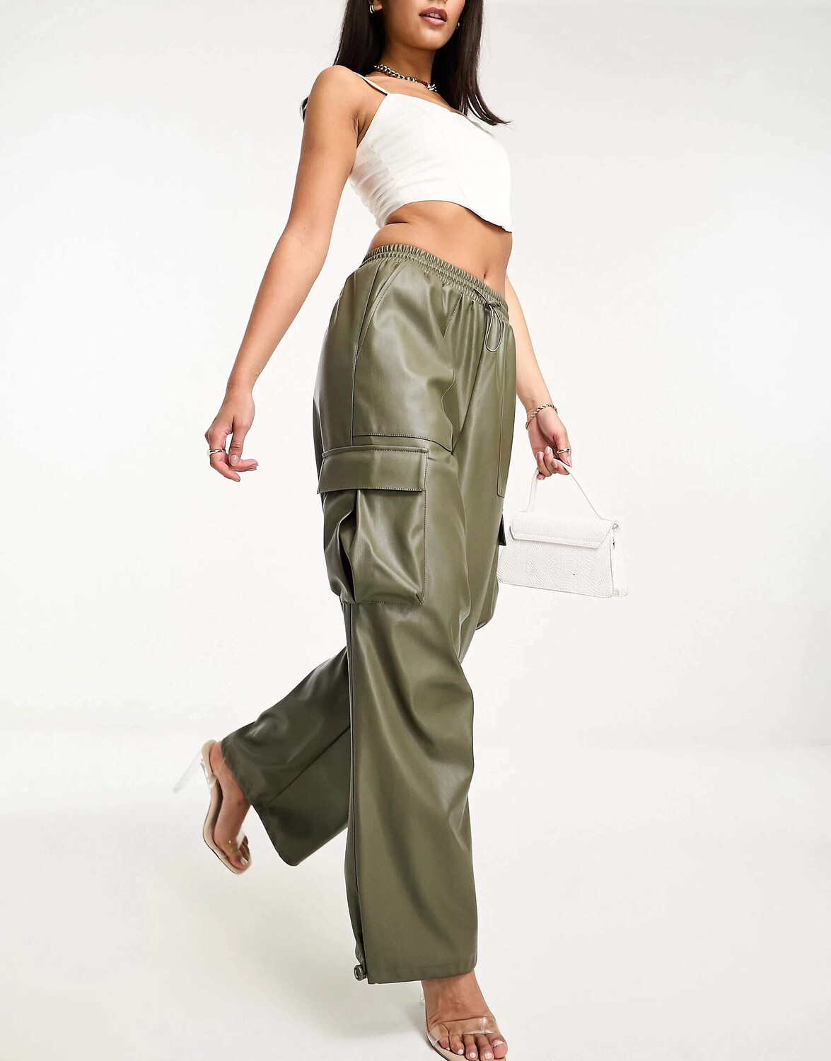 

Мешковатые брюки карго из искусственной кожи Miss Selfridge цвета хаки