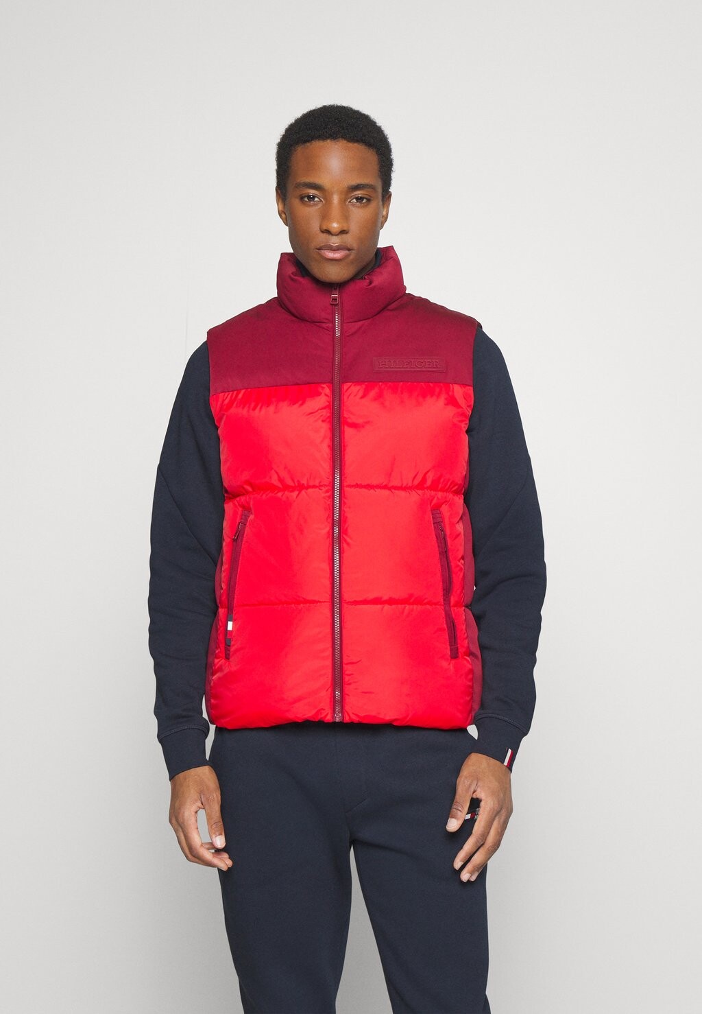 

Жилет Tommy Hilfiger