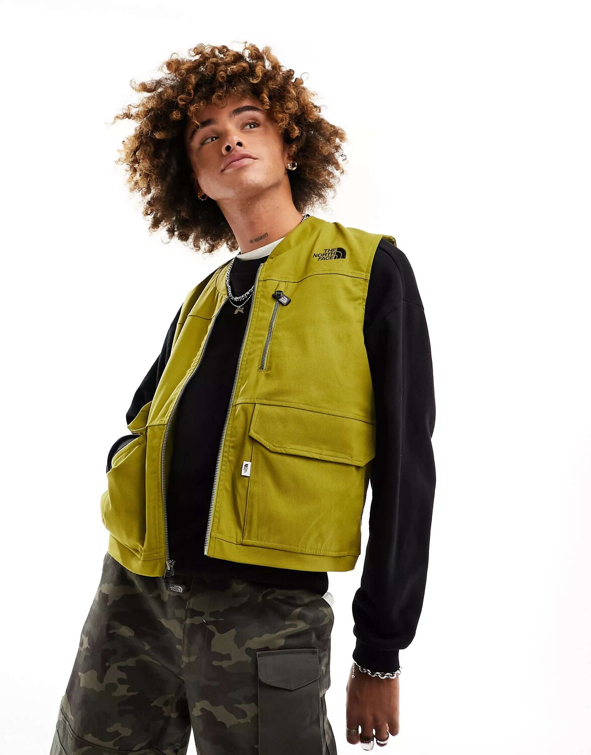 

Хлопковый жилет на молнии цвета хаки The North Face Heritage