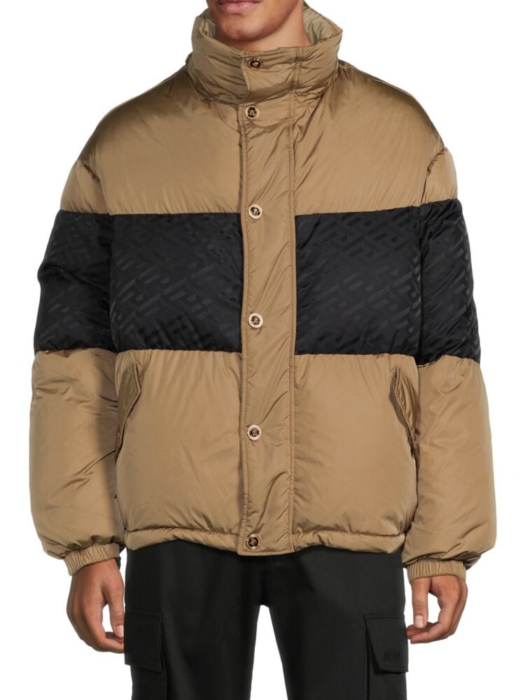 

Пуховик Greca с монограммой Mockneck Versace, цвет Beige Black