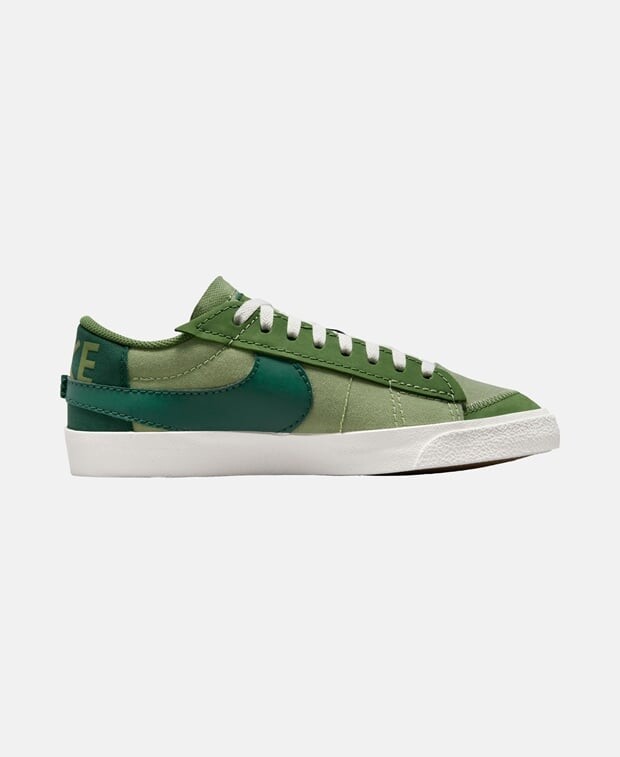 

Кроссовки Nike, зеленый