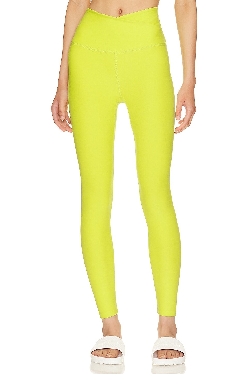 

Леггинсы Beyond Yoga Spacedye At Your Leisure High Waisted Midi, цвет Lime Citron Heather