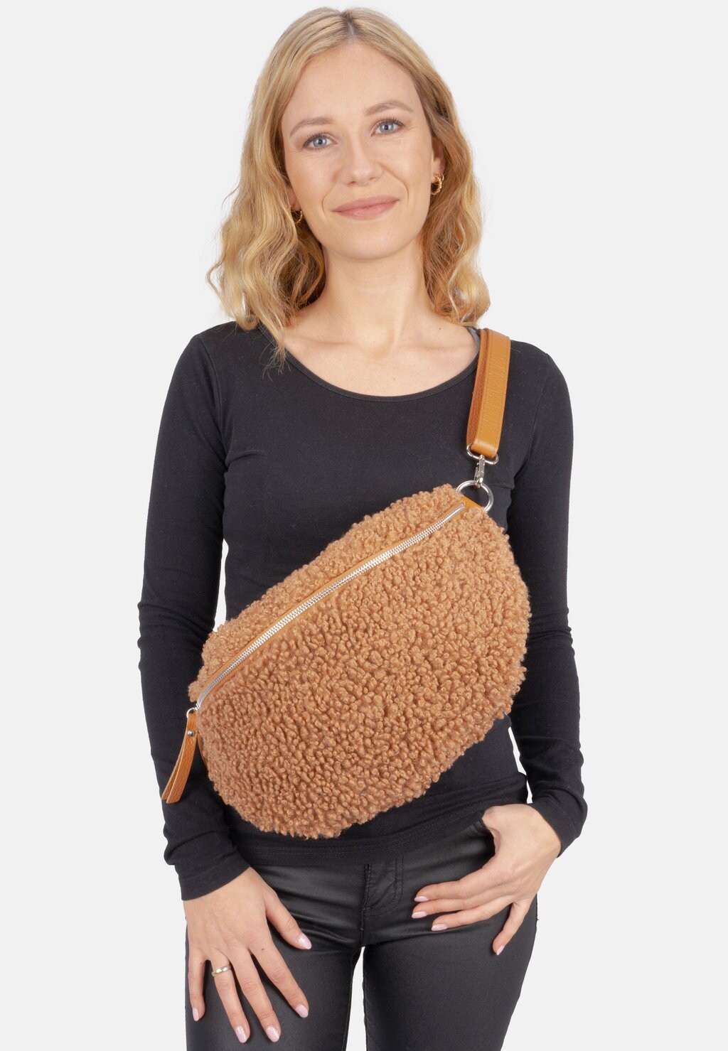 

Сумка через плечо FLUFFY Seasons Of April, цвет cognac