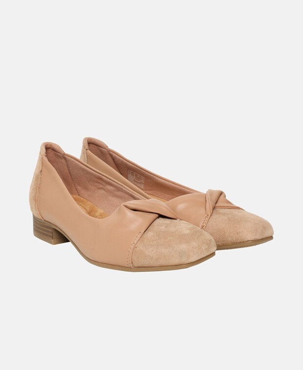 

Плоские туфли-лодочки Clarks, бежевый