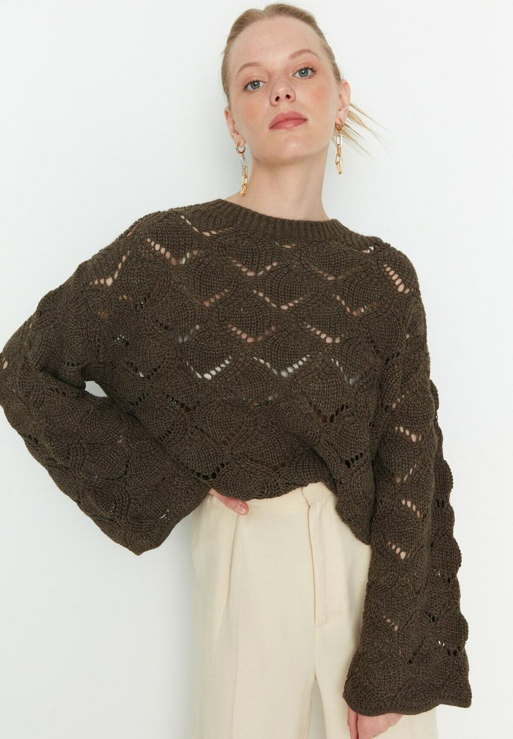 Вязаный свитер NA CO DZIEŃ Trendyol, цвет mink