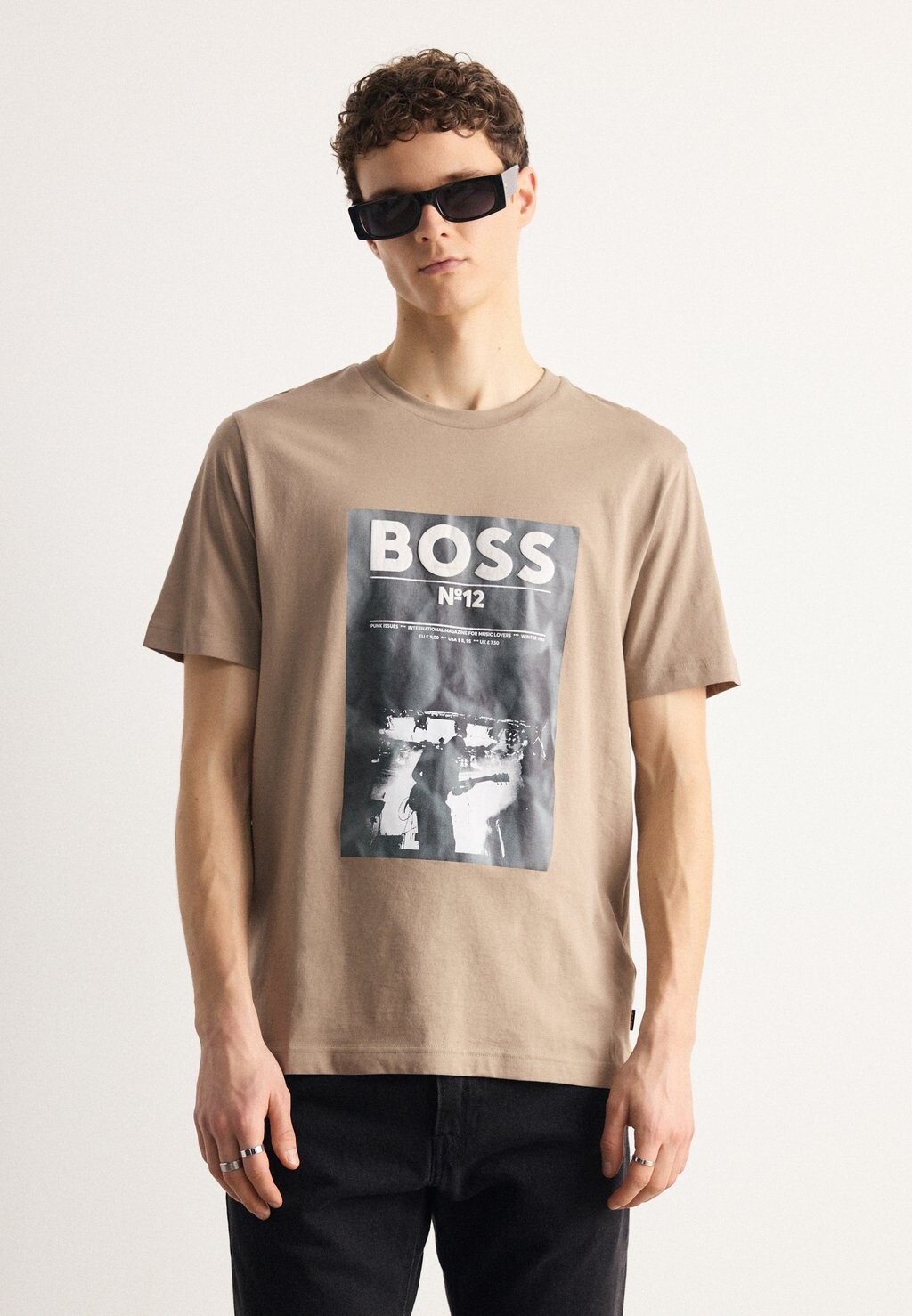 

Футболка с принтом BOSS, цвет open brown