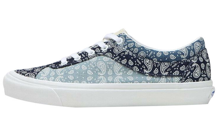 

Туфли унисекс Vans Bold Skate Multi/True White