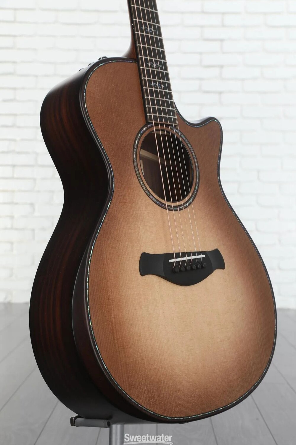 

Taylor 912ce Builder's Edition — Wild Honey Burst
