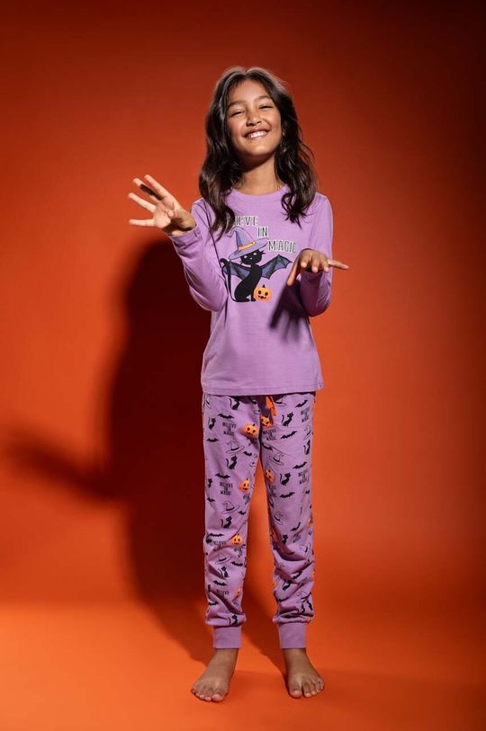 Детская хлопковая пижама Coccodrillo, фиолетовый детская хлопковая пижама coccodrillo x looney tunes фиолетовый