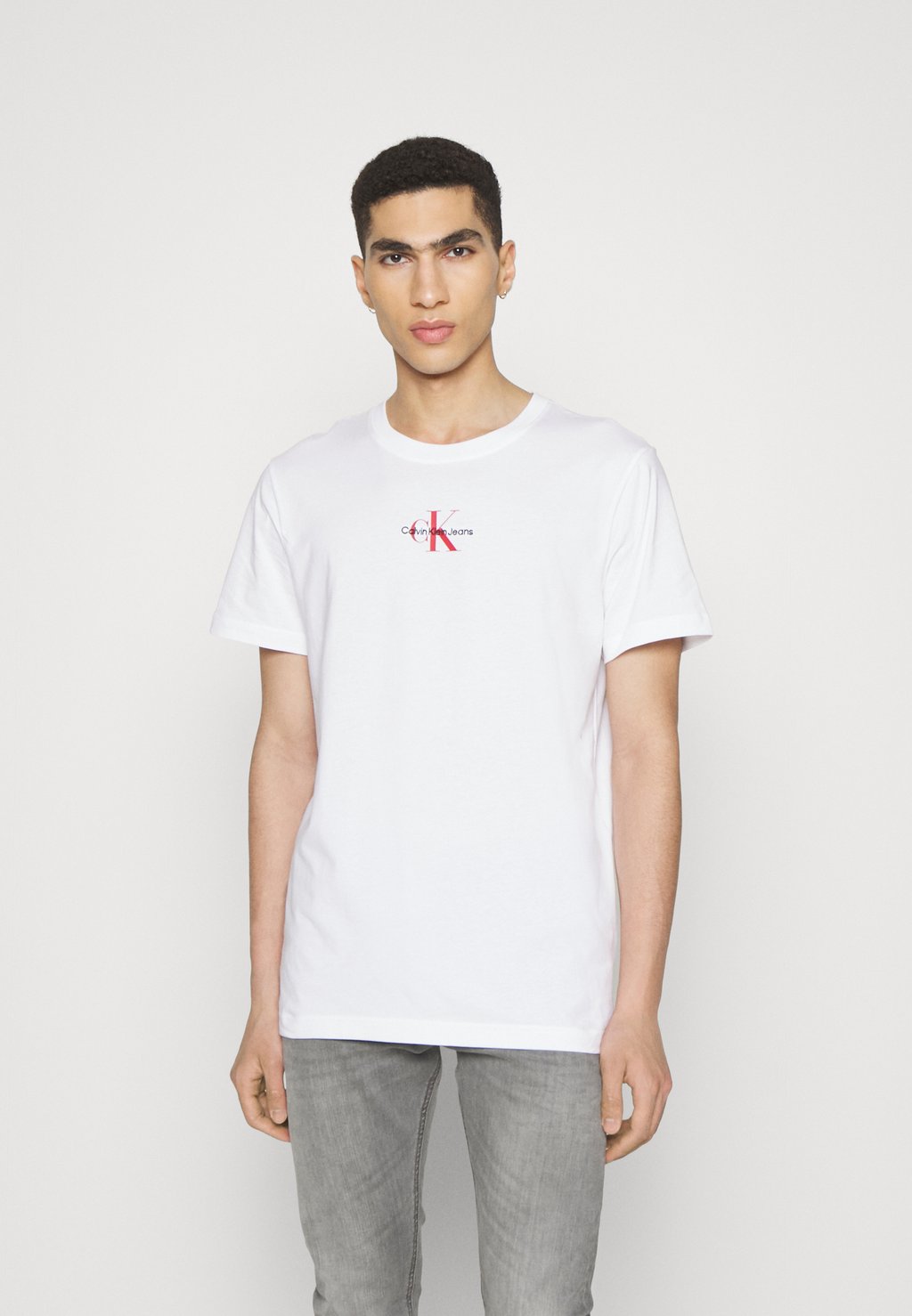 Базовая футболка ФУТБОЛКА REGULAR FIT UNISEX Calvin Klein Jeans, ярко-белая