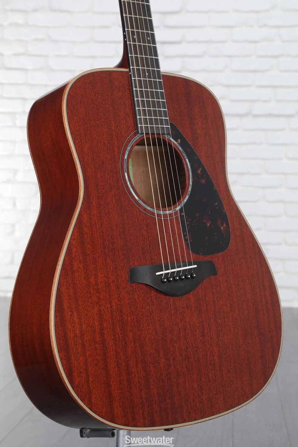 

Акустическая гитара Yamaha FG850 Dreadnought - натуральный цвет