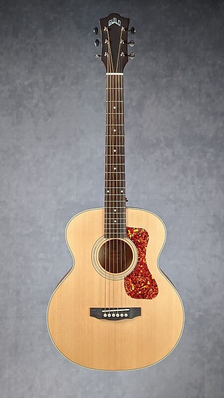 

Акустическая гитара Guild Jumbo Junior Flame Maple