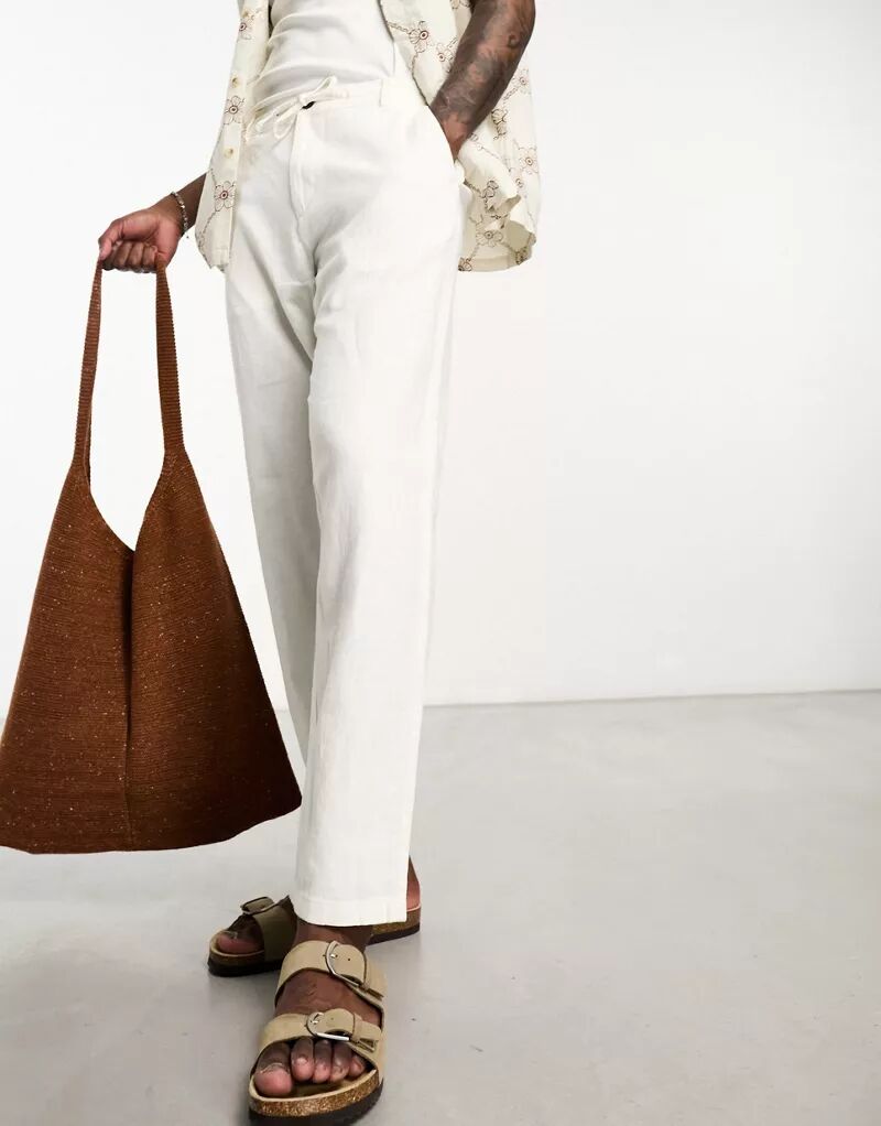 Белые зауженные брюки из смесового льна Selected Homme приталенного кроя цена и фото