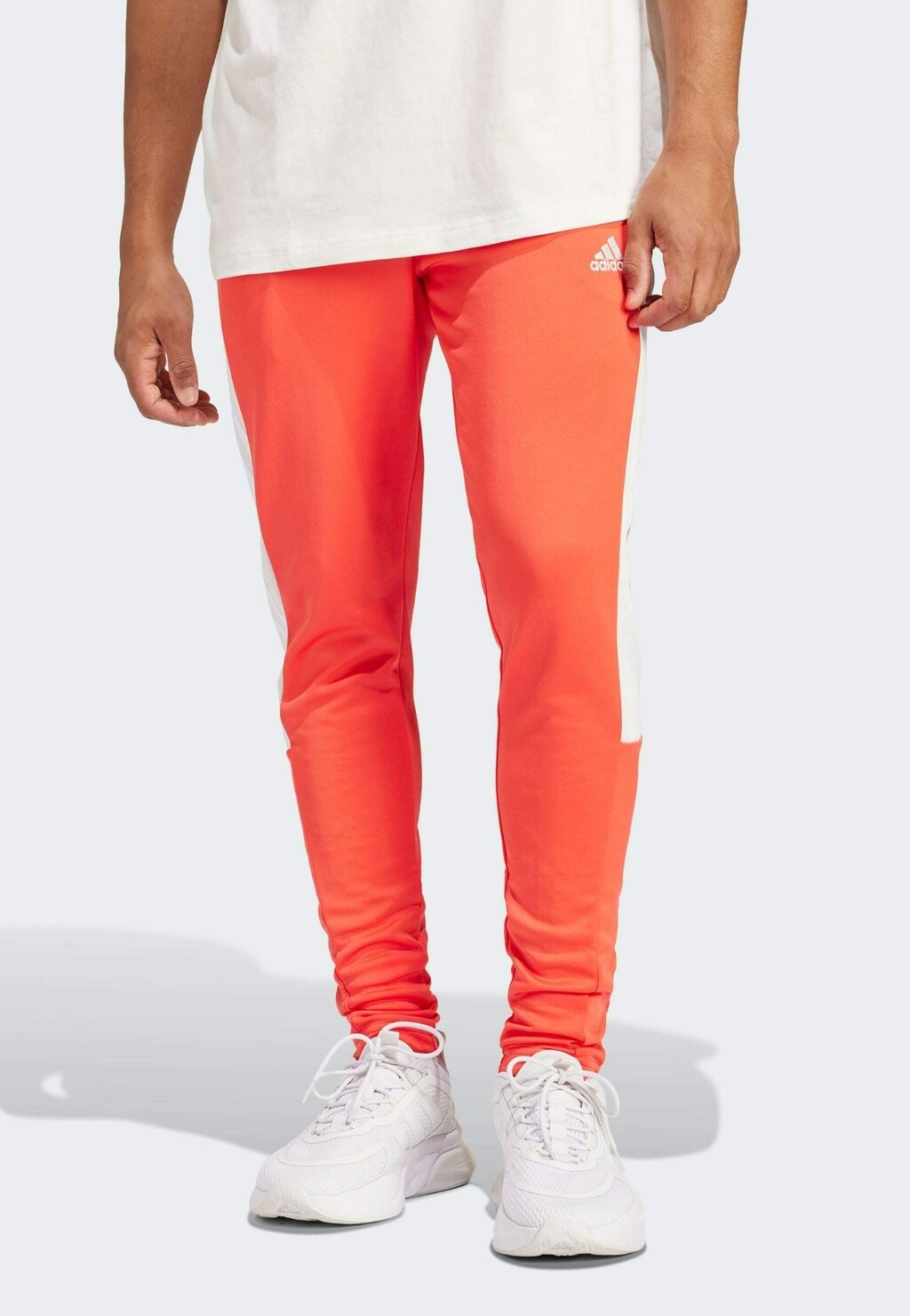 

Спортивные брюки TIRO adidas Sportswear, красный