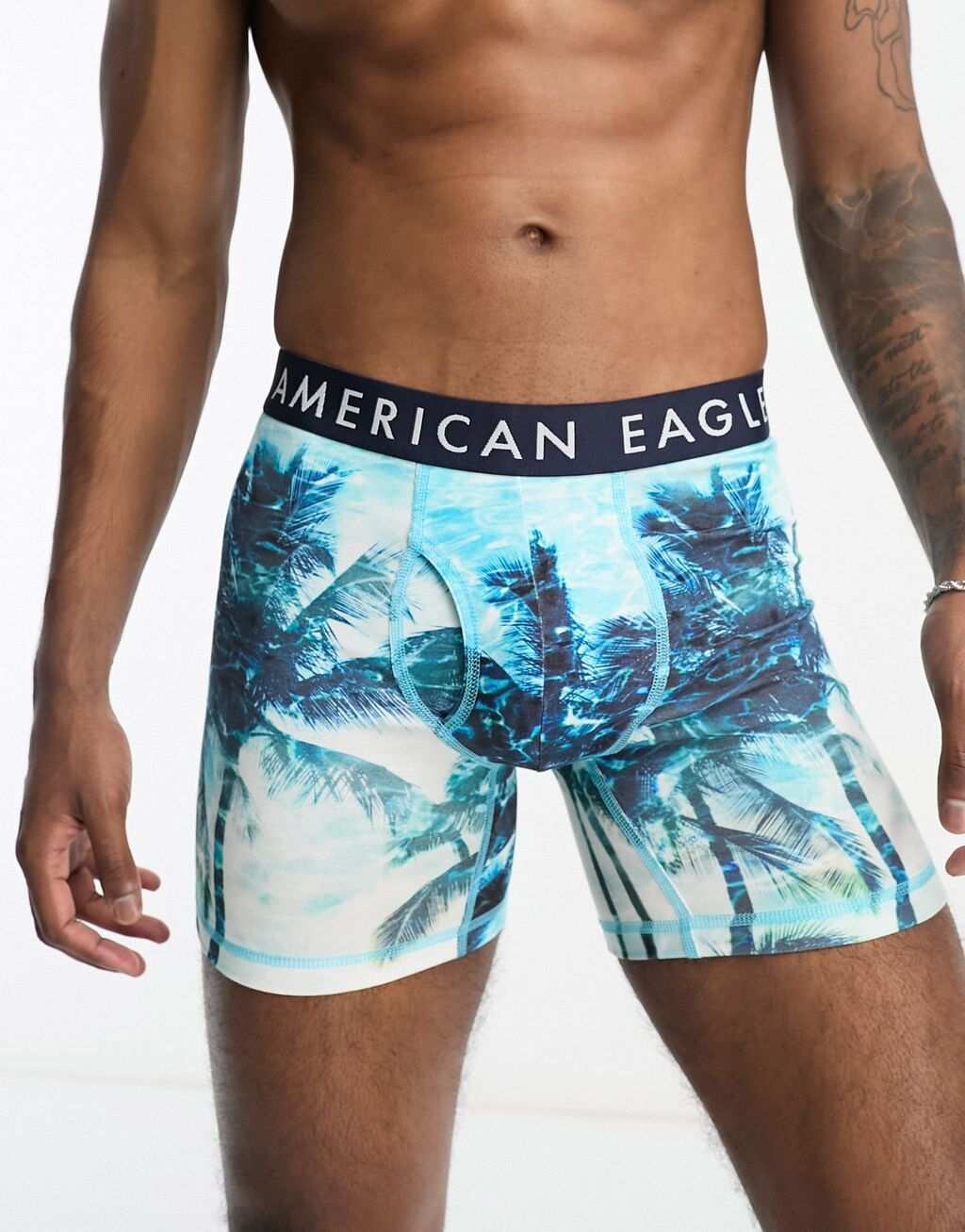 

Фото-сундуки American Eagle с пальмовой волной