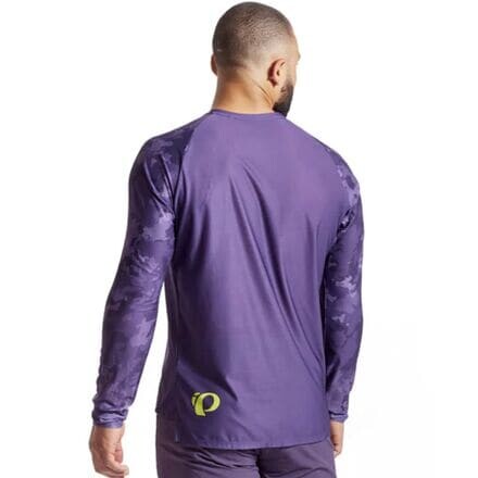 

Джерси с длинными рукавами Elevate мужские PEARL iZUMi, цвет Nightshade Fountain