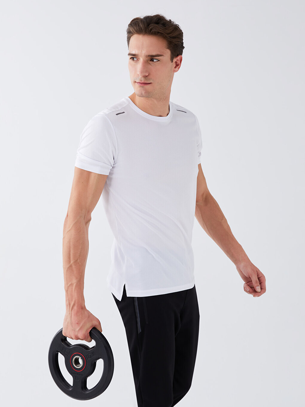 

Мужская спортивная футболка с круглым вырезом и короткими рукавами LCW Active, оптический белый