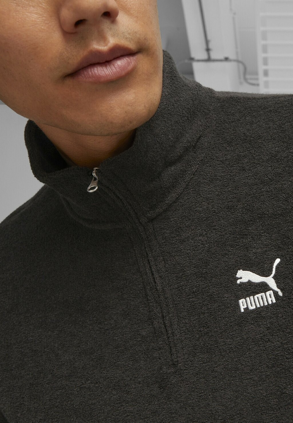 

Куртка флисовая Puma
