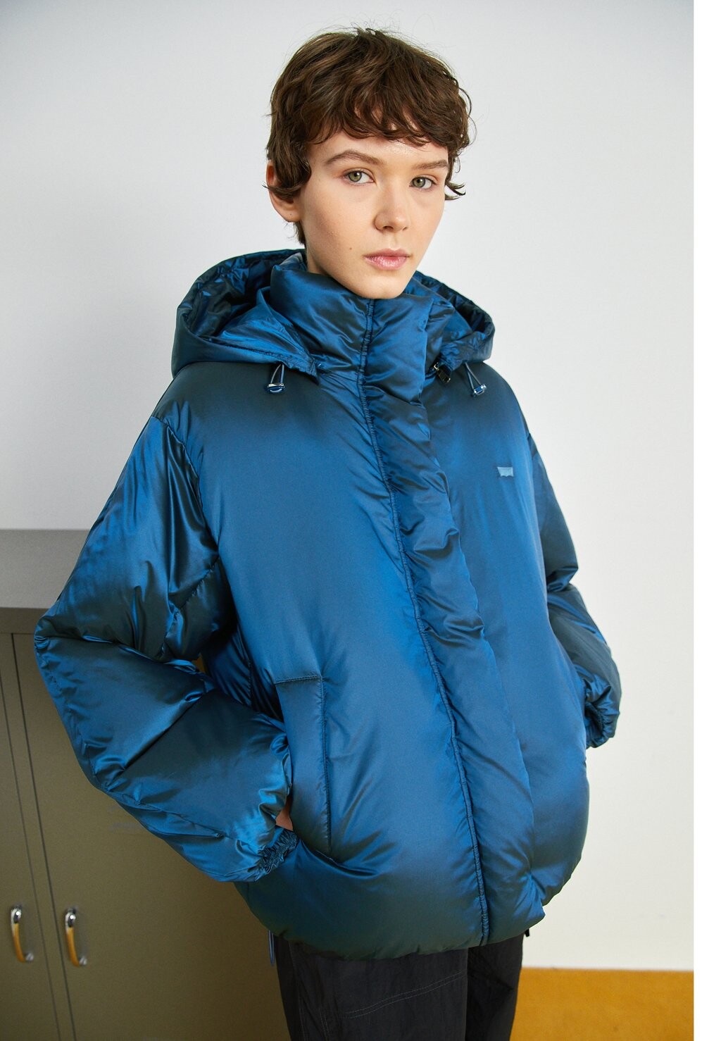 

Куртка Levi's ПОДУШКА BUBBLE SHORTY, цвет gibralter sea