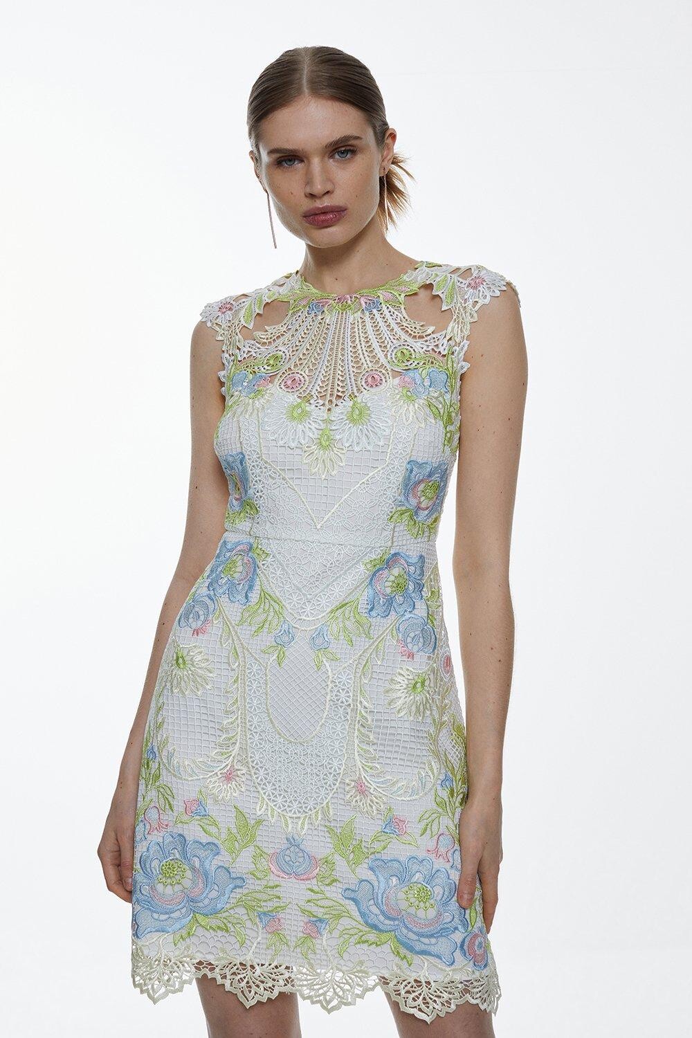 

Мини-платье Petite с кружевной вышивкой из гипюра Karen Millen, белый