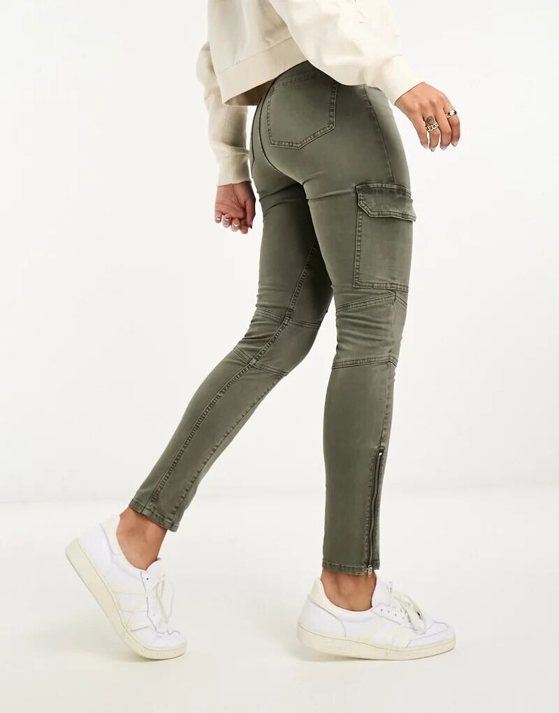 

Джинсы скинни карго цвета хаки Miss Selfridge