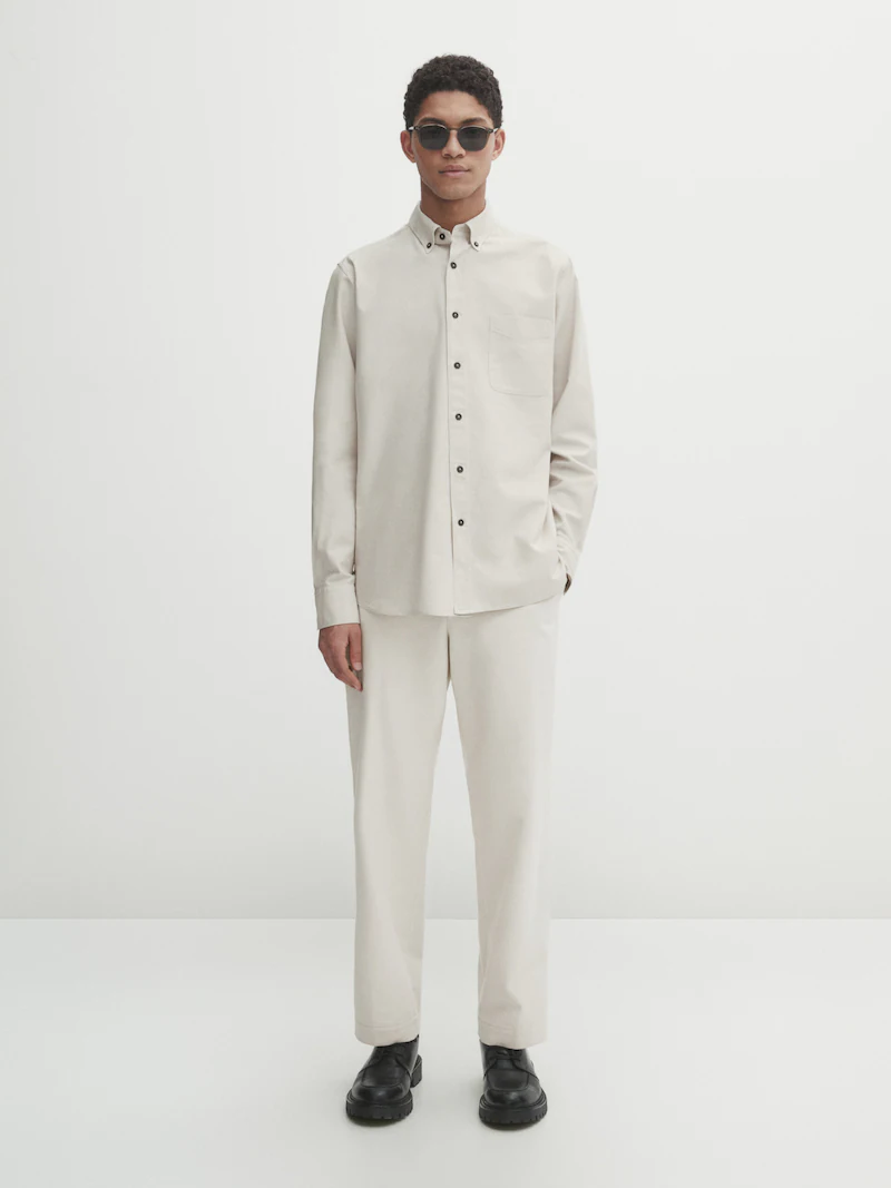 

Хлопковая оксфордская рубашка стандартного кроя Massimo Dutti, бежевый