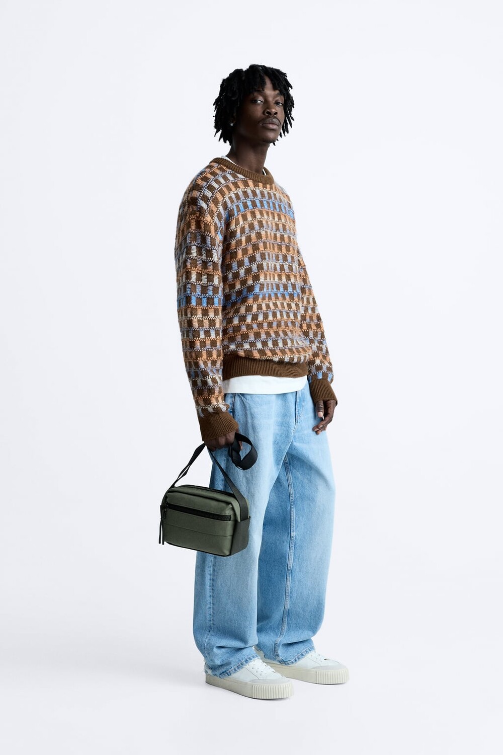 

Прорезиненная сумка через плечо ZARA, хаки зеленый