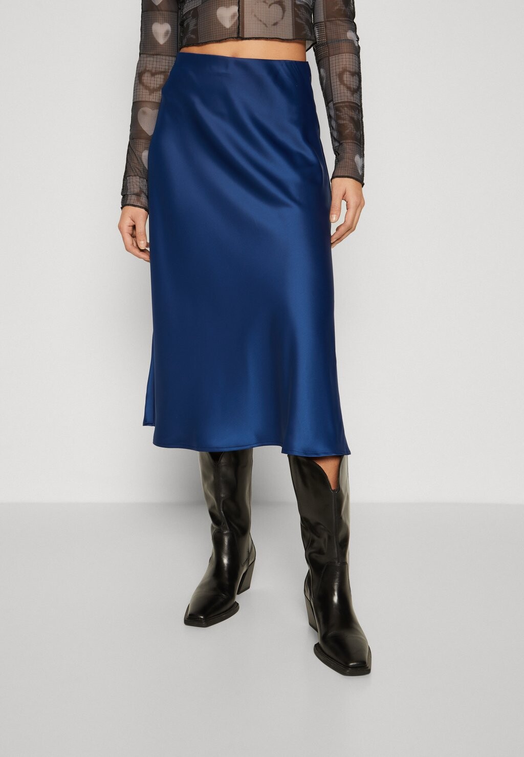 

Юбка-колокольчик Yaspella Midi Skirt YAS, цвет navy peony