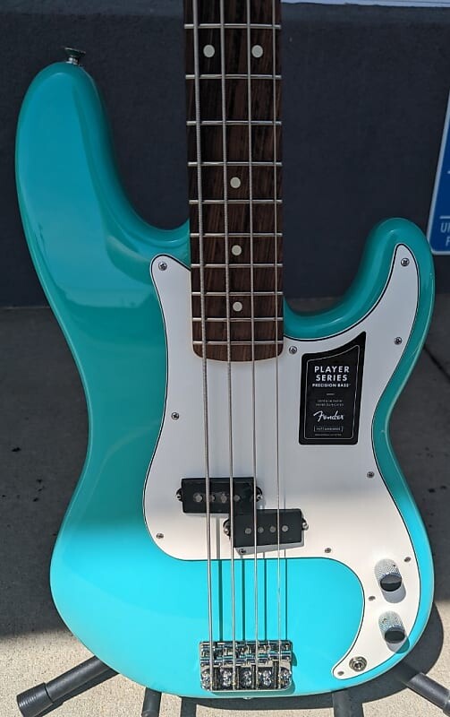 

Басс гитара Fender Player Precision 4-String Electric Bass Guitar, Seafoam Green - 8lbs 3oz