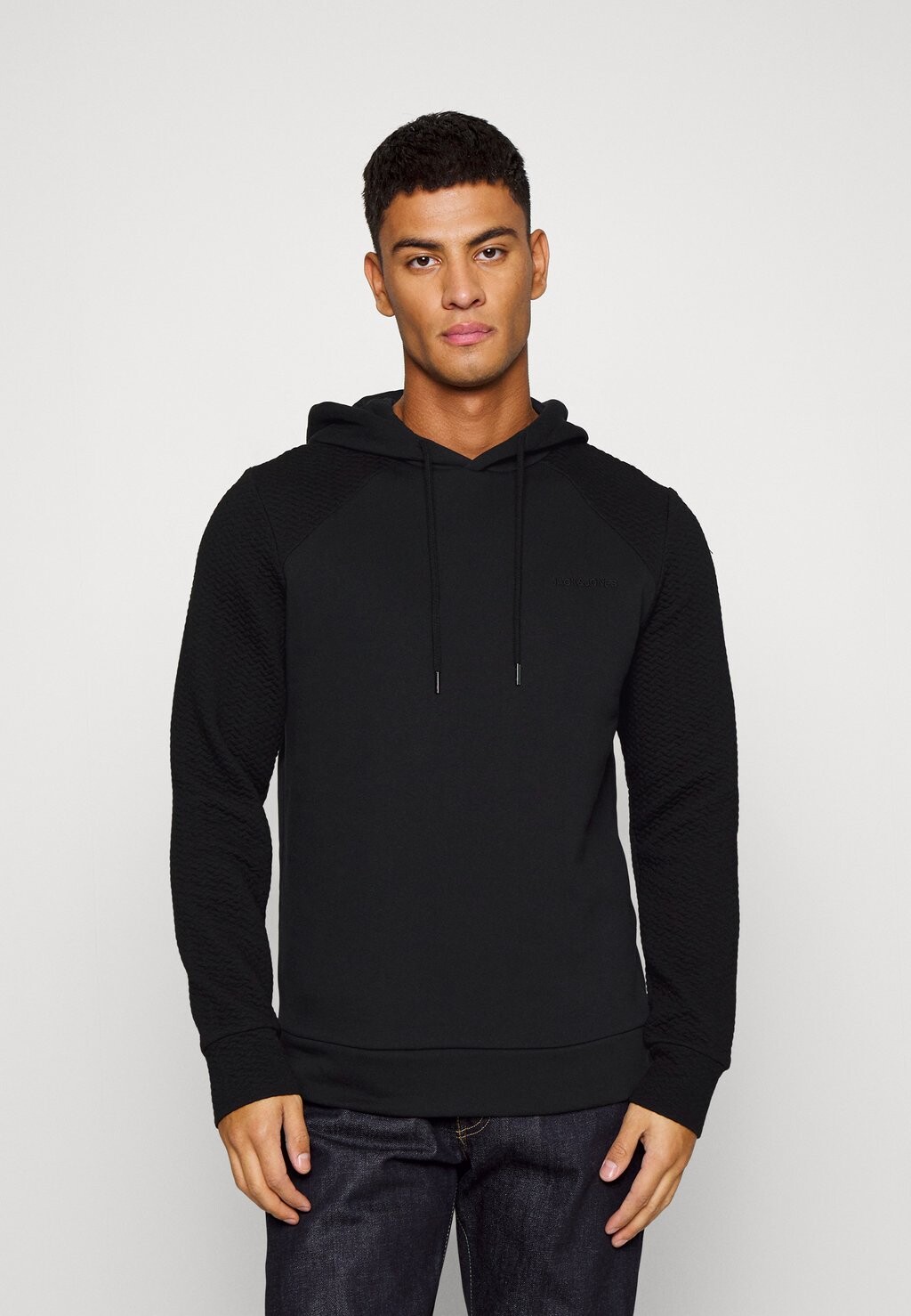 

Худи Jack & Jones, черный
