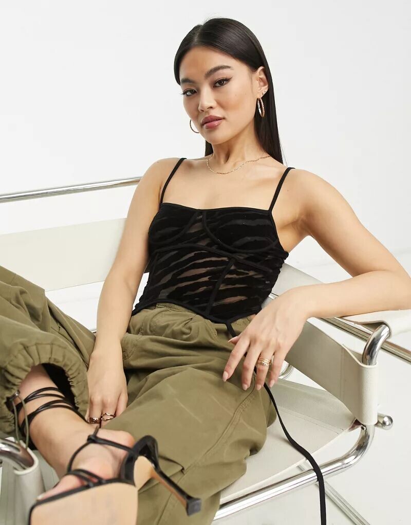 

Корсетный топ Fashionkilla из черной сетки с рисунком зебры