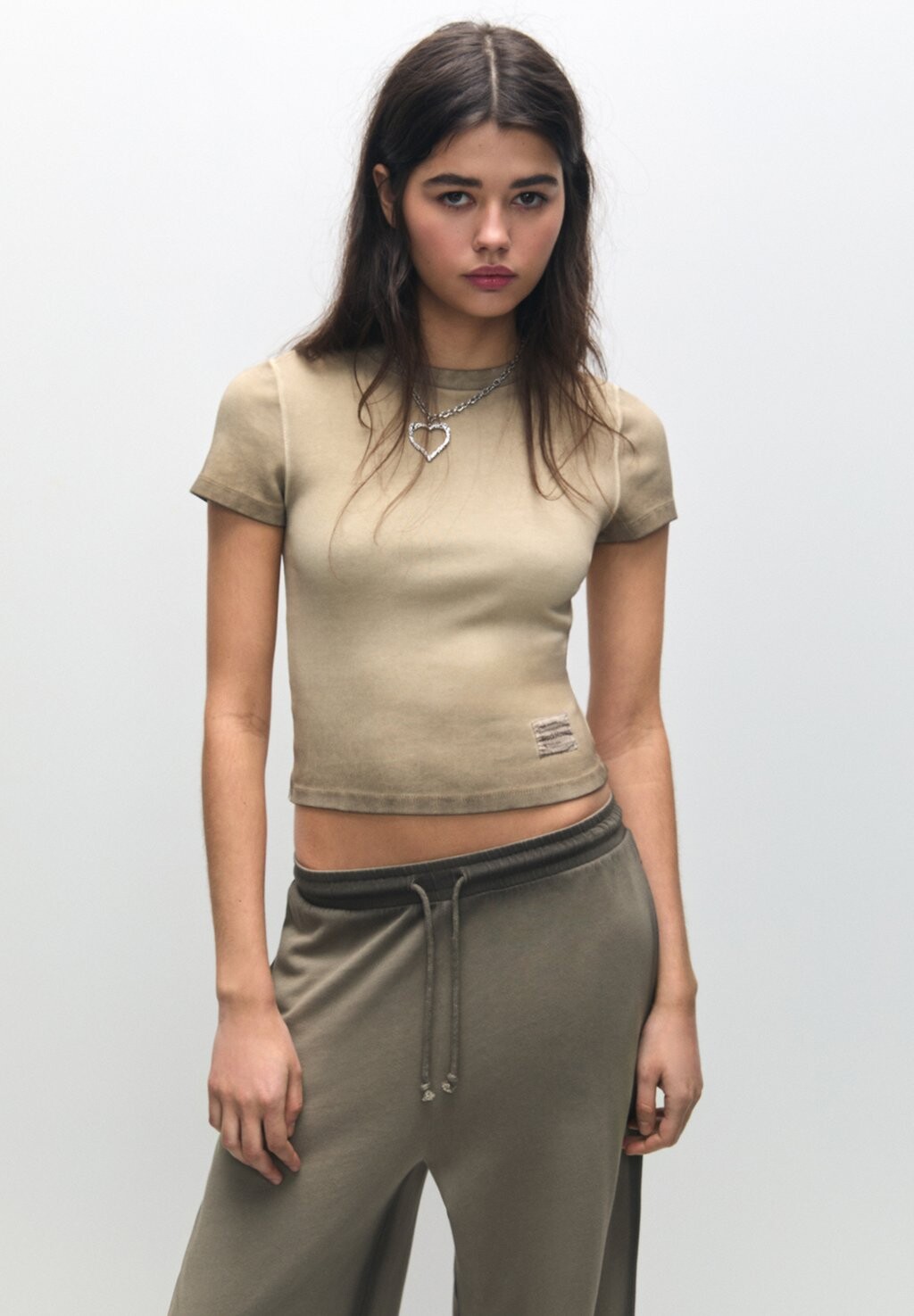 

Футболка с принтом SHORT SLEEVE FADED PULL&BEAR, цвет sand