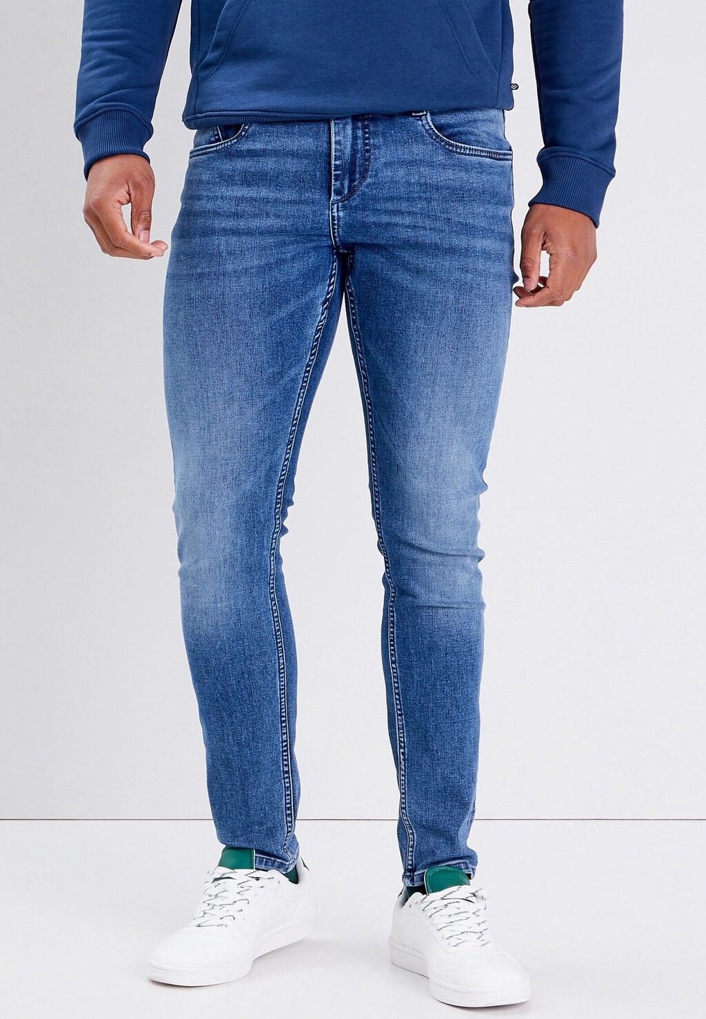 

Джинсы облегающего кроя BONOBO Jeans