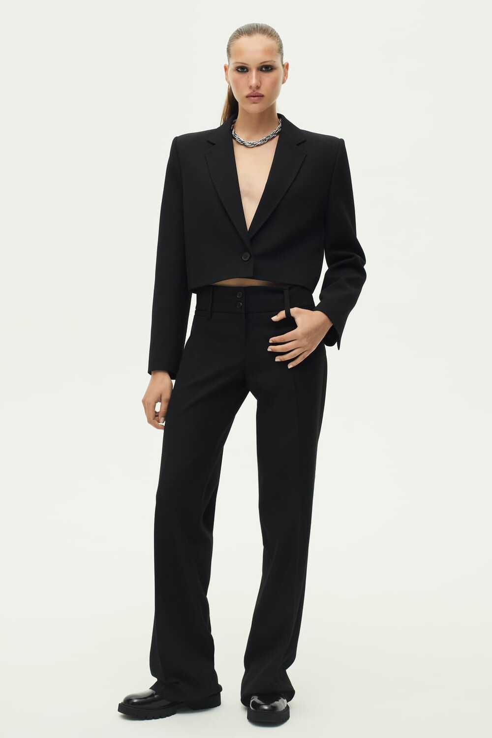 

Брюки Zw Collection с низкой посадкой ZARA, черный