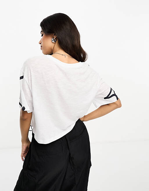 

Белая укороченная футболка Armani Exchange, Белый