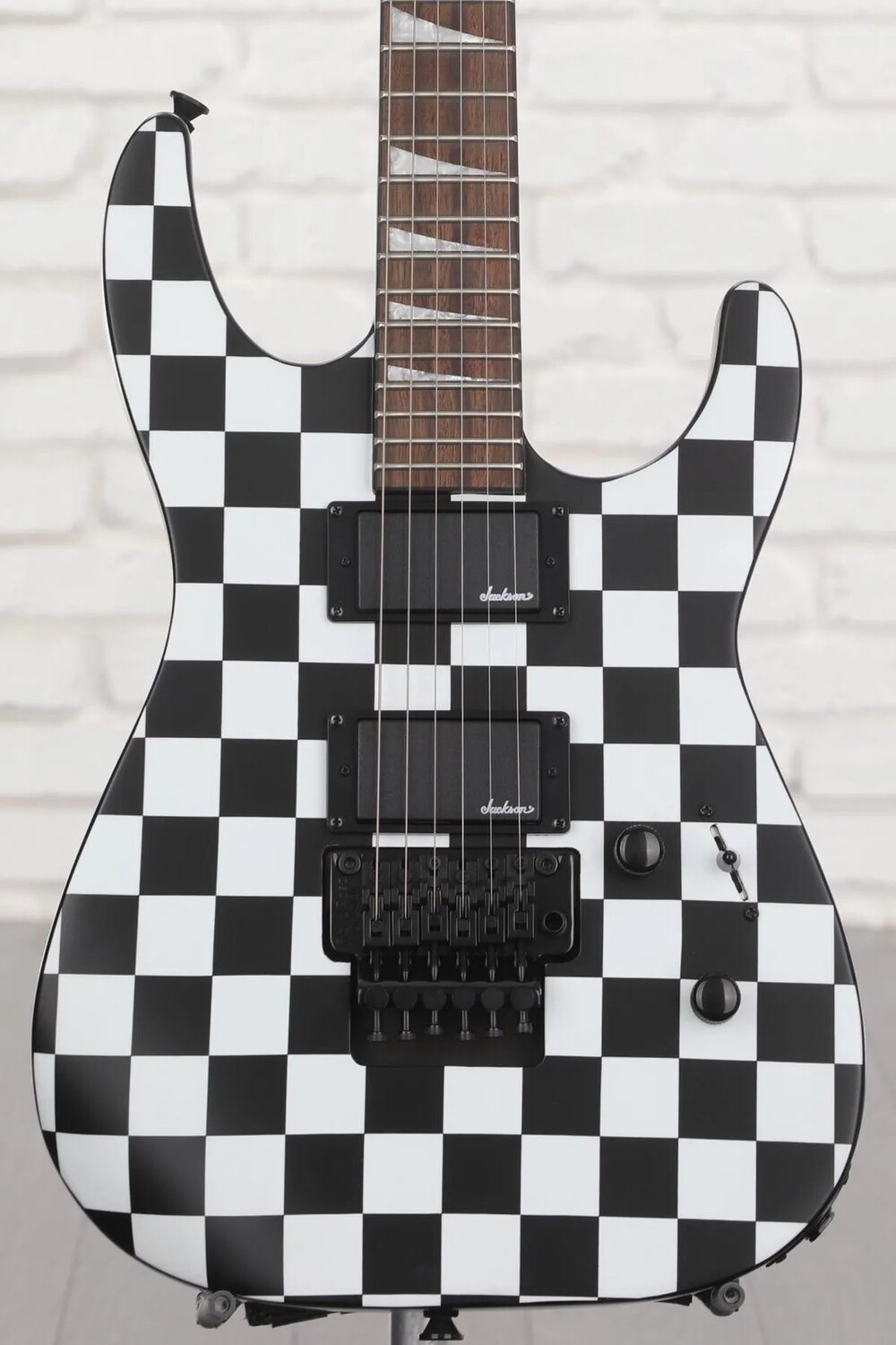 

Электрогитара Jackson X Series Soloist SLX DX - клетчатое прошлое