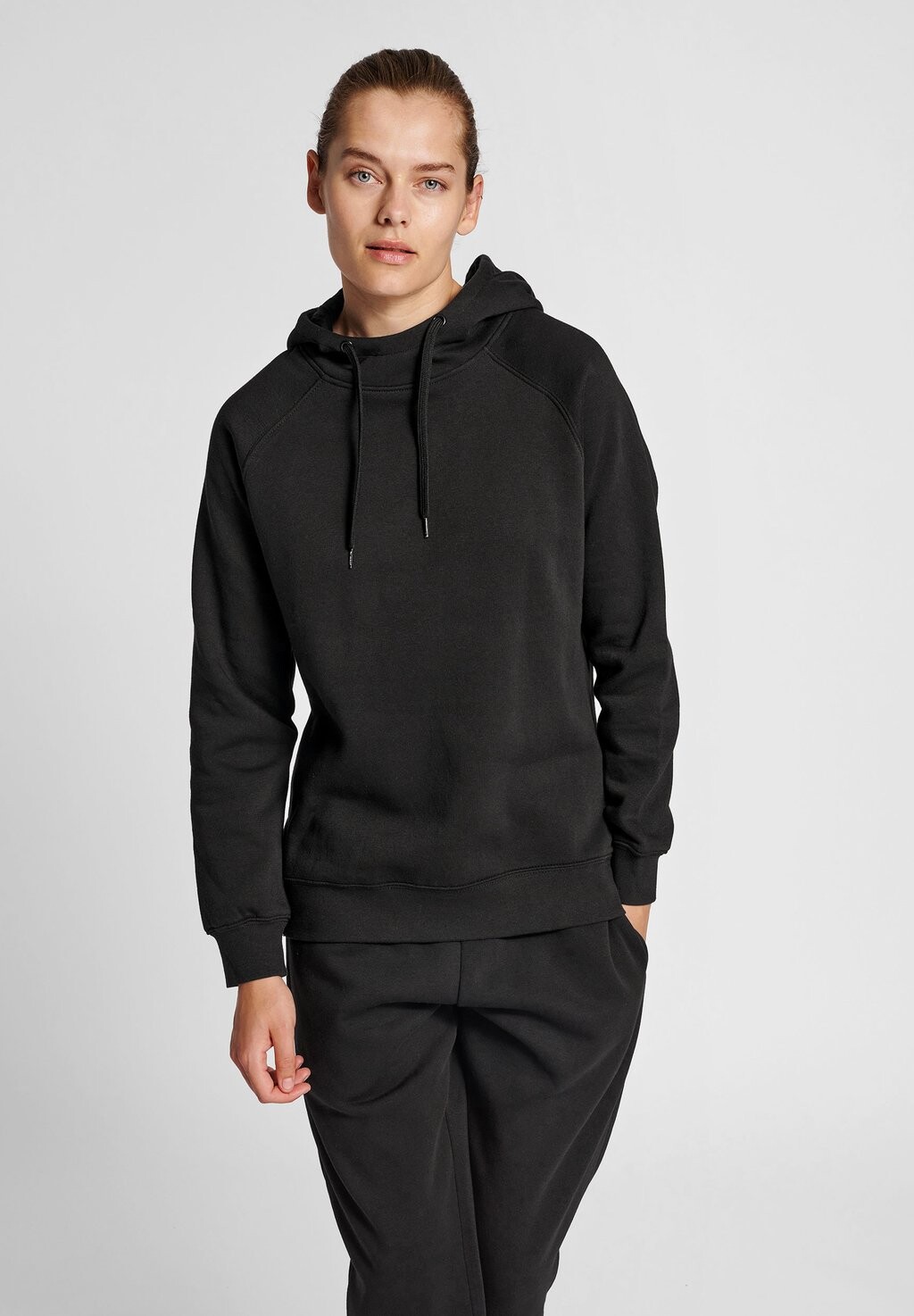 

Толстовка с капюшоном Hummel, черный деним